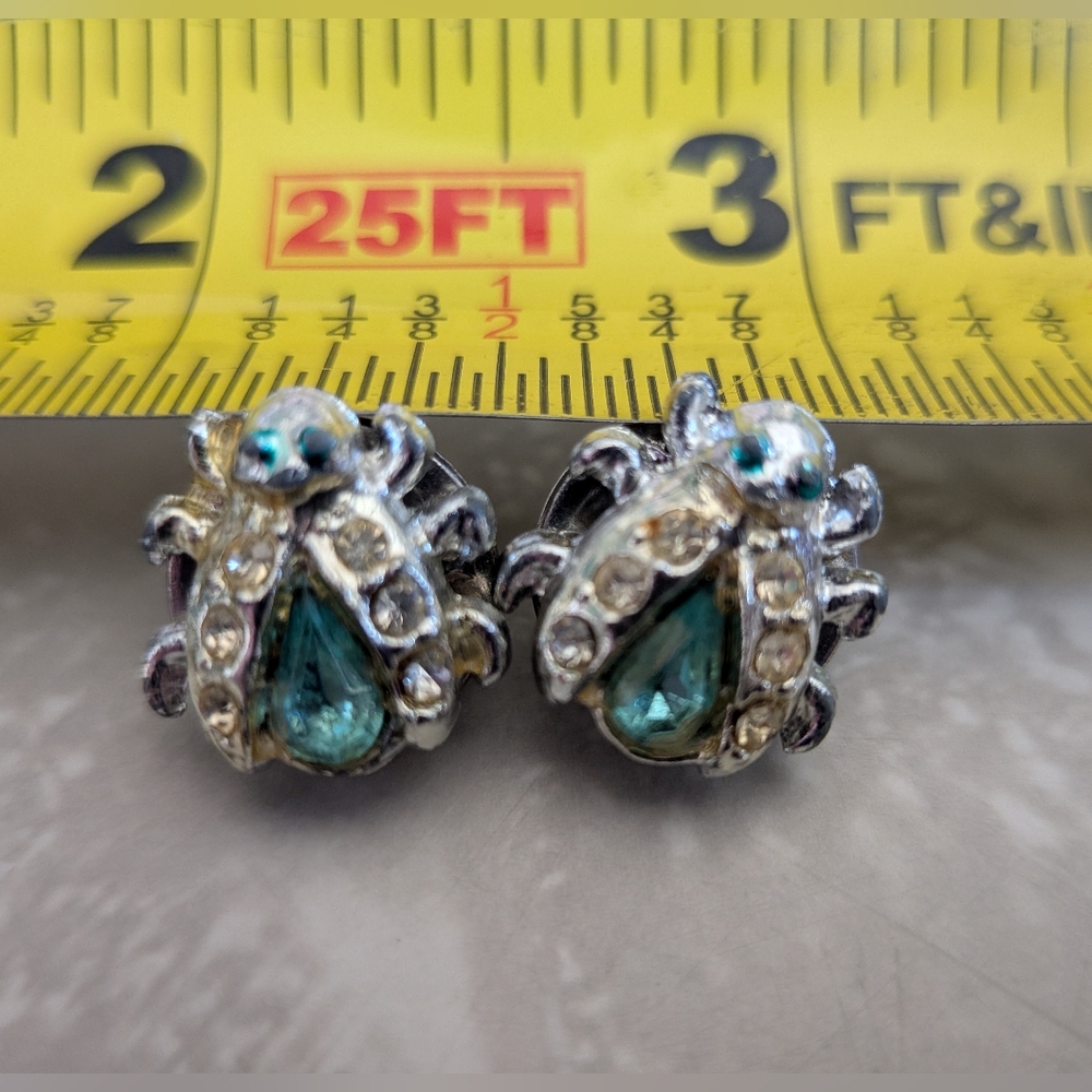 Two Vintage Miniature Beetle Bug Pin Brooch With Rhinestones - Picture 5 of 6